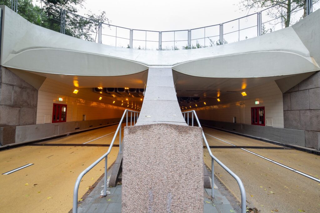 Maastunnel-na-renovatie_Facebook1