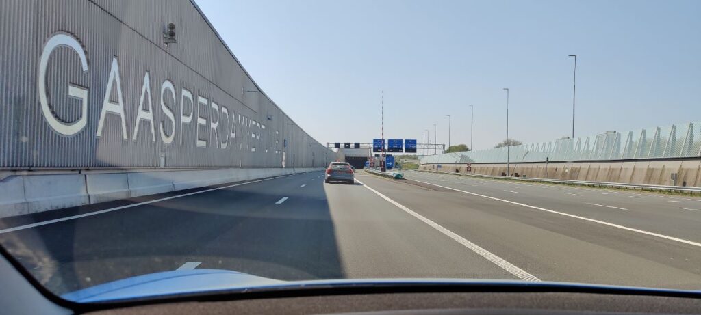 Proeven tunnelverlichting5